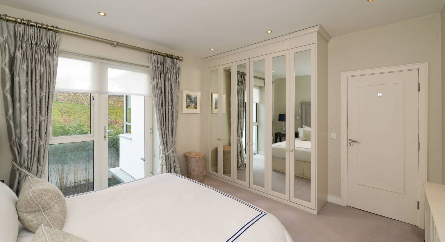 Great taste meets high-end design at Douglas property