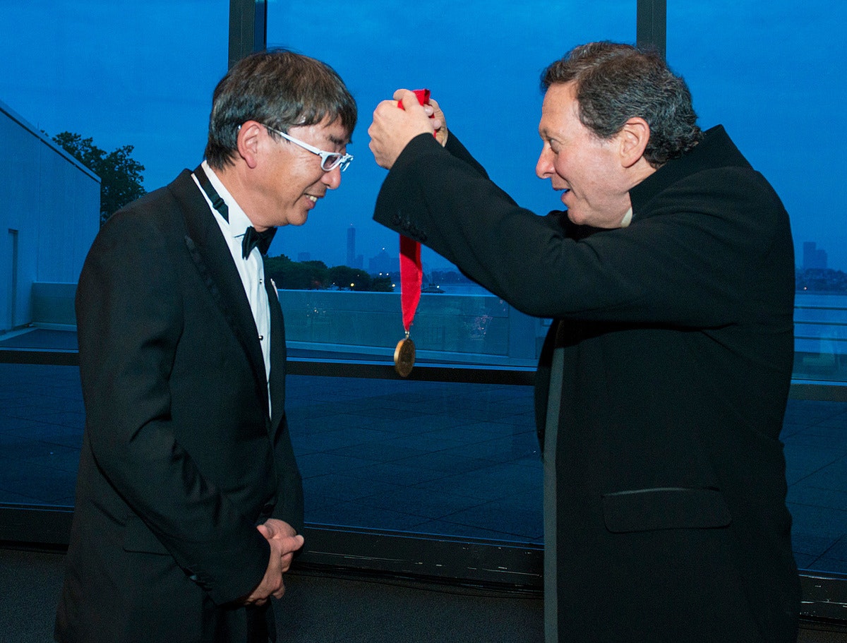 Do architecture awards matter?