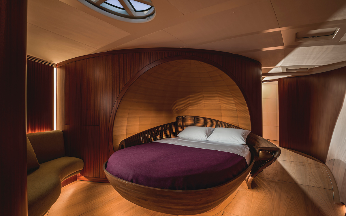 spirit-111-superyacht-geist-master-cabin-credit-Mike-Jones-Waterline-Media